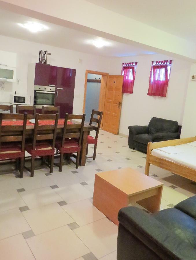 Villa Daria باكوشتاني المظهر الخارجي الصورة