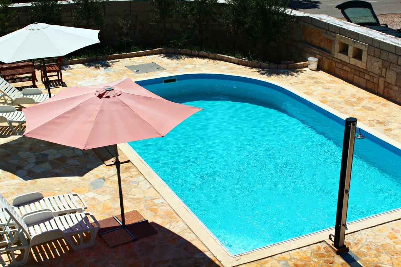Villa Daria باكوشتاني المظهر الخارجي الصورة